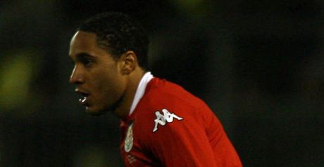 Williams: Late header