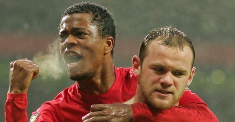 Evra: Backing Rooney