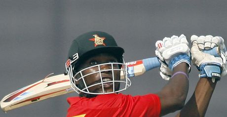 Chigumbura: steady innings