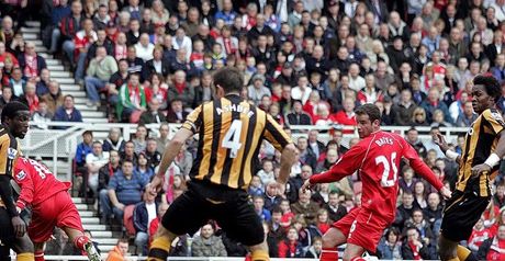 Bates: Scores second