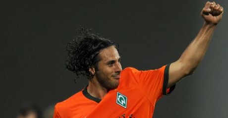 Pizarro: Foot injury