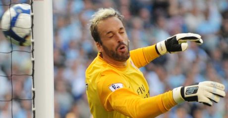 Almunia: Wants six wins
