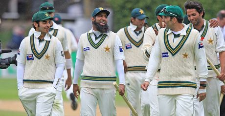 Pakistan strolled to victory in Wellington
