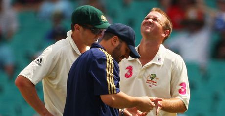 Hauritz: sore thumb