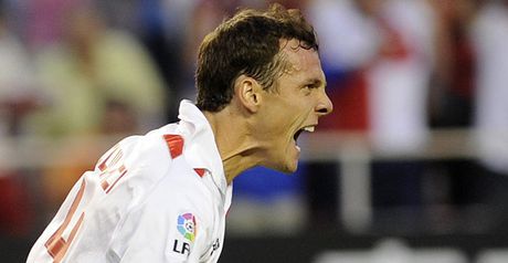 Squillaci: Arsenal new boy
