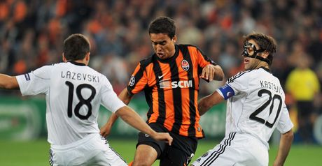 Jadson: Frustrated by solid defence