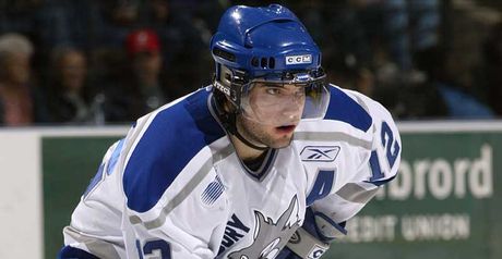 Bobby Chaumont: The Clan man fired home forcing Stingrays into a timeout