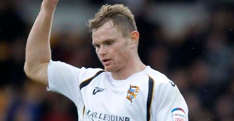Sutton: Mansfield move