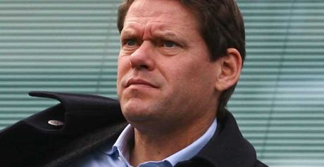 Frank Arnesen: Received criticism following Hamburg's poor start to the campaign