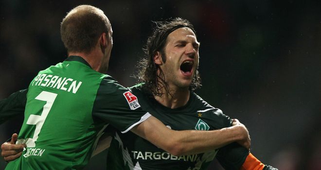 Frings: Has questioned the attitudes of younger players