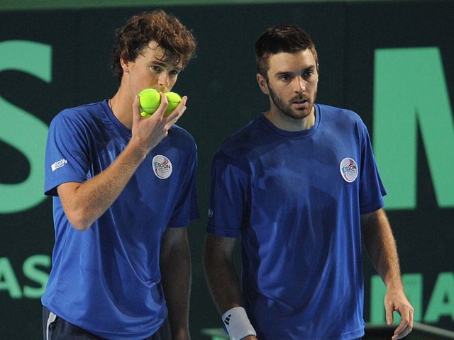 Murray and Fleming: Through to the last eight