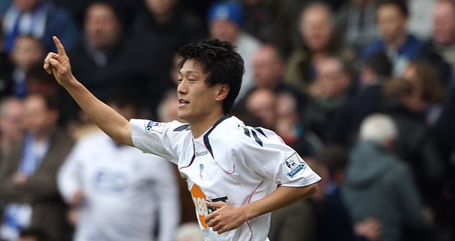 Lee Chung-yong: Working hard in his rehabilitation and could feature this season
