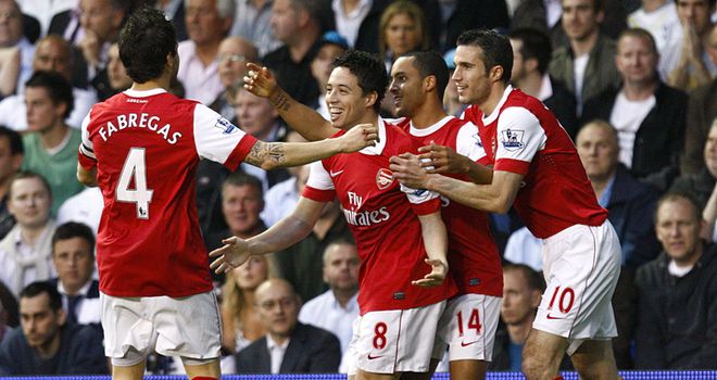 Walcott: Arsenal forward has urged Fabregas and Nasri to stay at Emirates