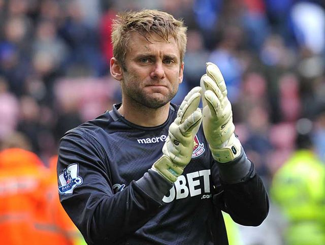 Robert Green: Mulling over a new deal