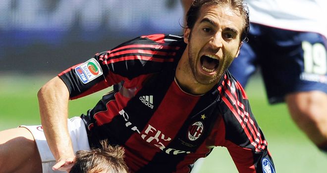 Mathieu Flamini: Has been freed by AC Milan