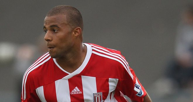 Soares: Joins Bury