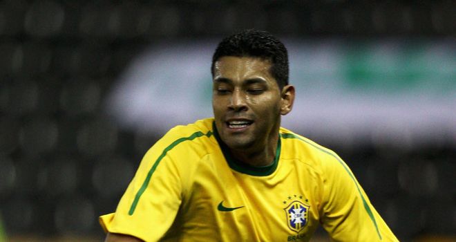 Andre Santos: Arsenal full-back's absence from the national team explained by coach