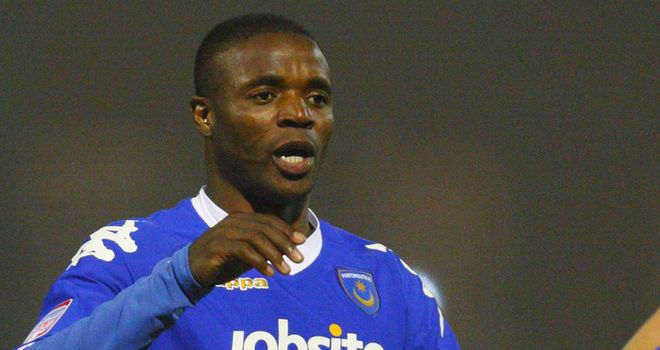 Aaron Mokoena: In talks with Portsmouth