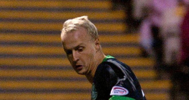 Leigh Griffiths: Hibs are hoping to keep the Wolves striker at Easter Road beyond January