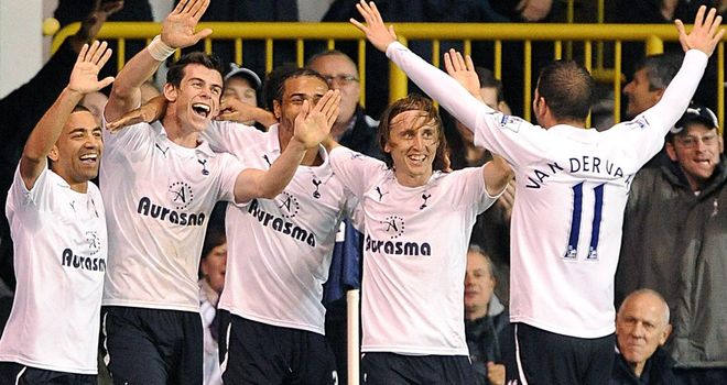 Gareth Bale celebrates his second goal against QPR on Sunday
