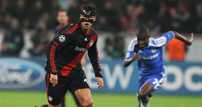 Michael Ballack: Veteran midfielder feels Chelsea need to turn to their experienced players