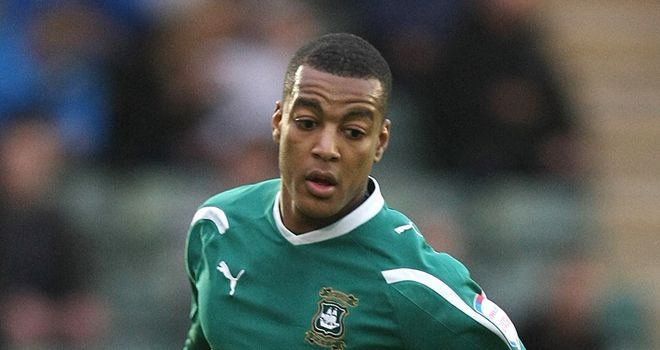 Berry: Signed for stay