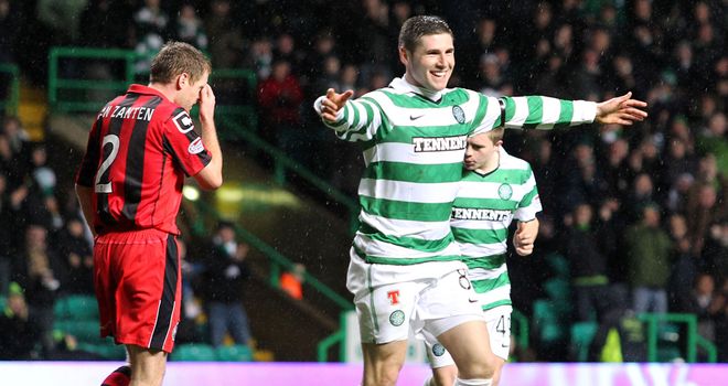 Hooper: Celebrates at Parkhead