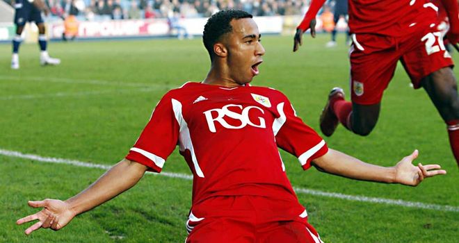 Nicky Maynard: Wanted by West Ham
