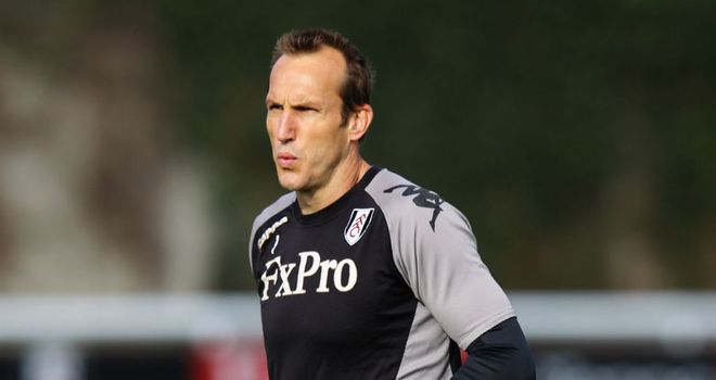 Mark Schwarzer: Planning to play on until 2014 with Fulham and Australia