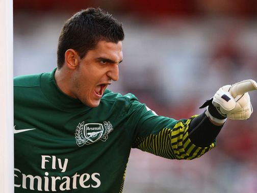Vito Mannone: Remains an option for Steve Bruce
