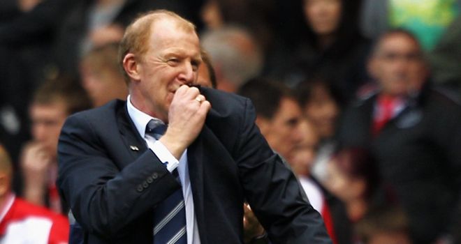 Megson: Praise for striker