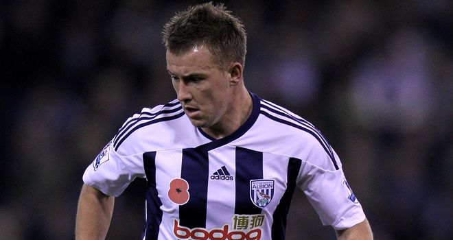 Simon Cox: West Bromwich Albion striker is wanted by Nottingham Forest boss Sean O'Driscoll