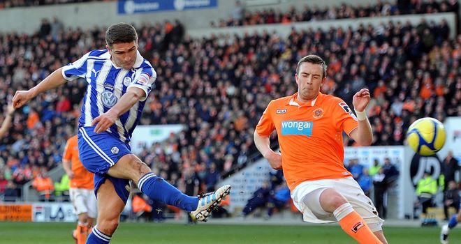 Ryan Lowe: Striker has left Sheffield Wednesday to join MK Dons on a two-year deal