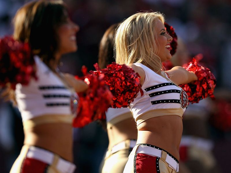 The year-round sun in California meant the 49ers cheerleaders could strut their stuff even in mid-January.