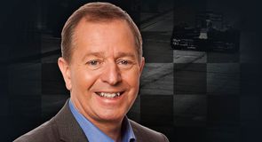 <a href='/f1/presenters/martin-brundle/profile'>Martin Brundle</a>