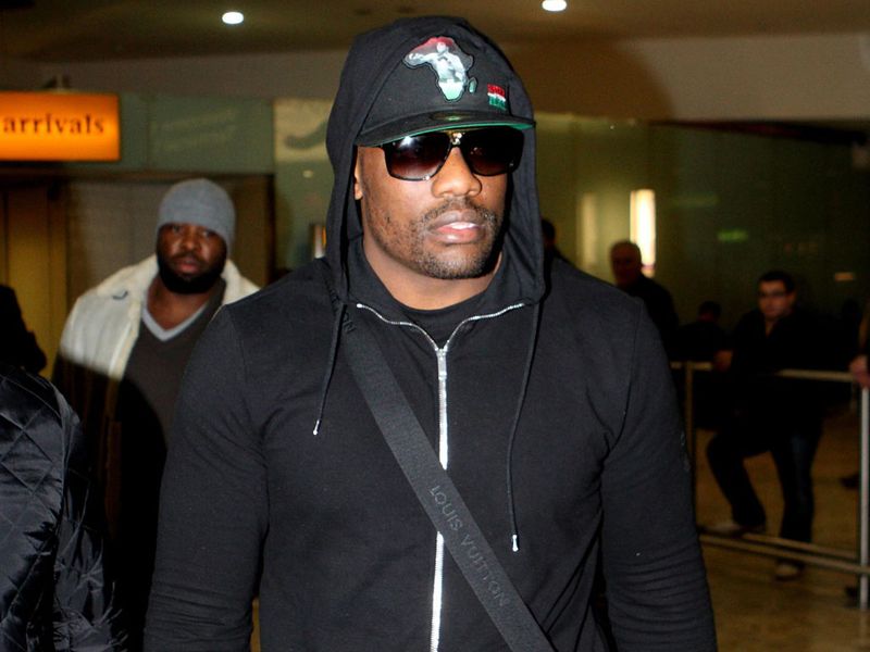 Chisora, freed by police, arrives back in London on Sunday night