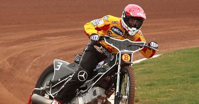 Early debut for Ulamek