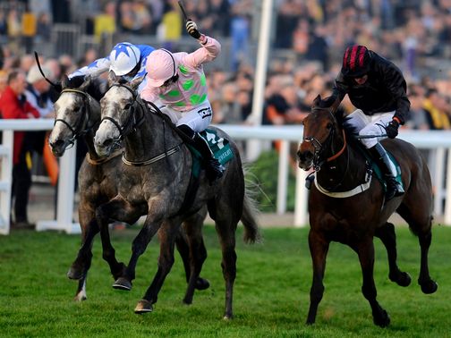 Pique Sous (l): Makes his Flat debut at Dundalk
