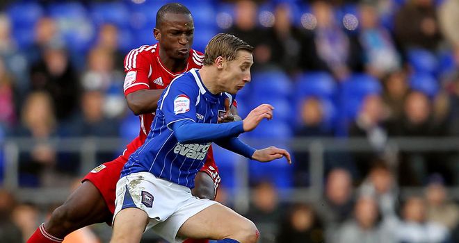 Lee Martin: Ipswich Town want to secure the midfielder on a new contract