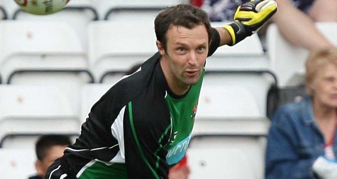Paul Rachubka: Returns to Reds