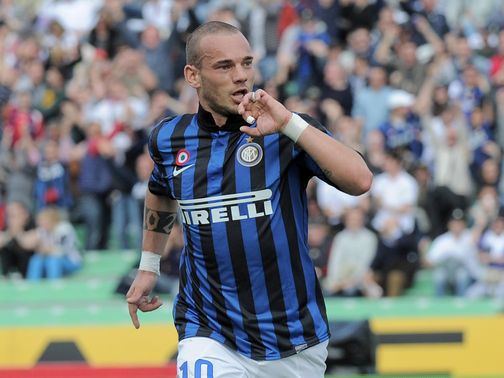 Wesley Sneijder: Not looking to leave