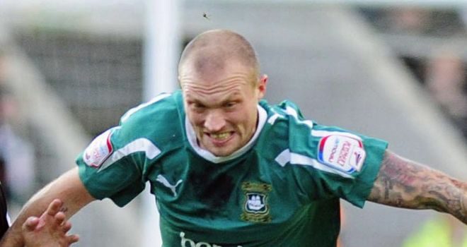 Warren Feeney: Still has international ambitions