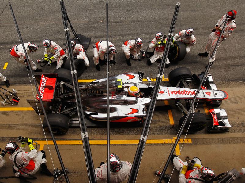 McLaren had more pit problems