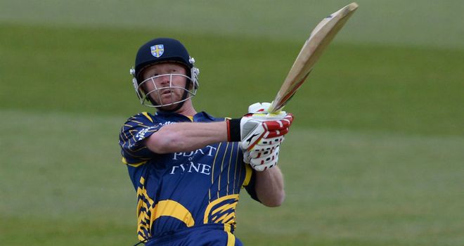 Paul Collingwood: suffered the injury during the Championship clash with Warwickshire