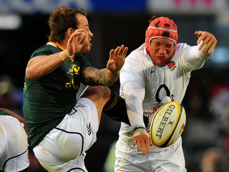Francois Hougaard was lucky to get away with being charged down
