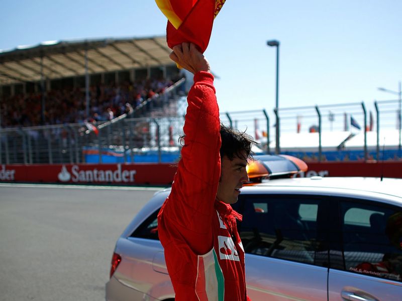 Alonso celebrates