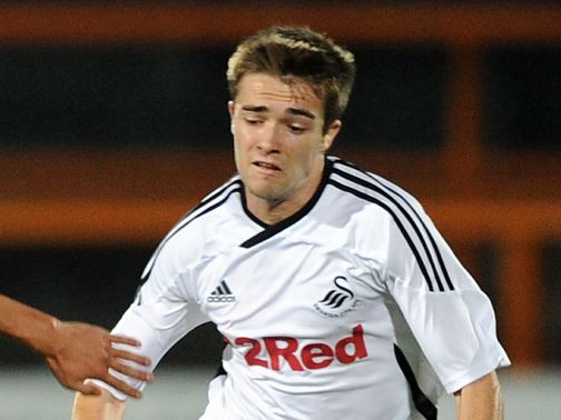 Gwion Edwards: Joins St Johnstone on loan
