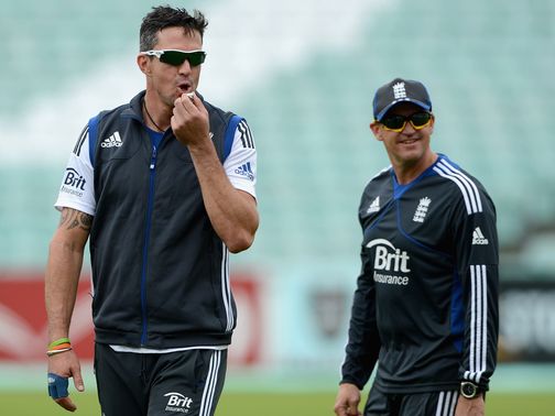 Pietersen and Flower at training on Tuesday