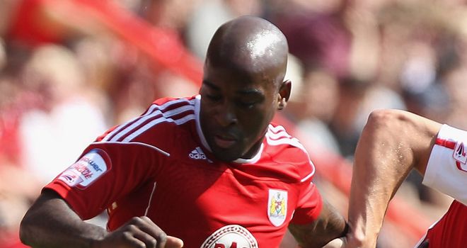 Campbell-Ryce: Signs with County