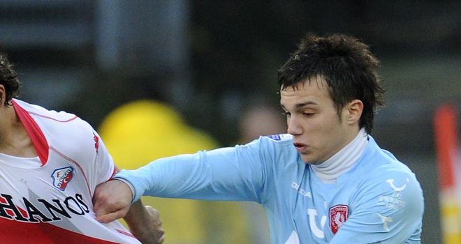 Dario Vujicevic: Two-year deal at Heracles